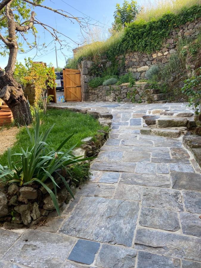 O Carballo Farm House In Ribeira Sacra מראה חיצוני תמונה