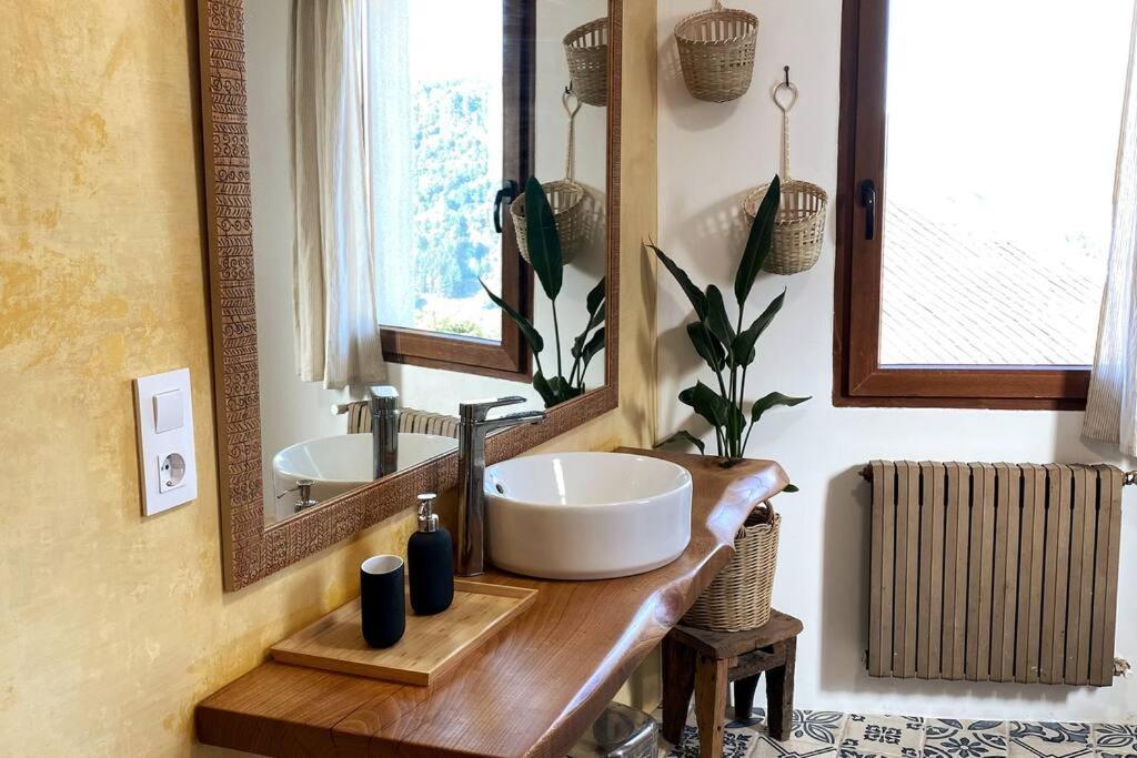 O Carballo Farm House In Ribeira Sacra מראה חיצוני תמונה
